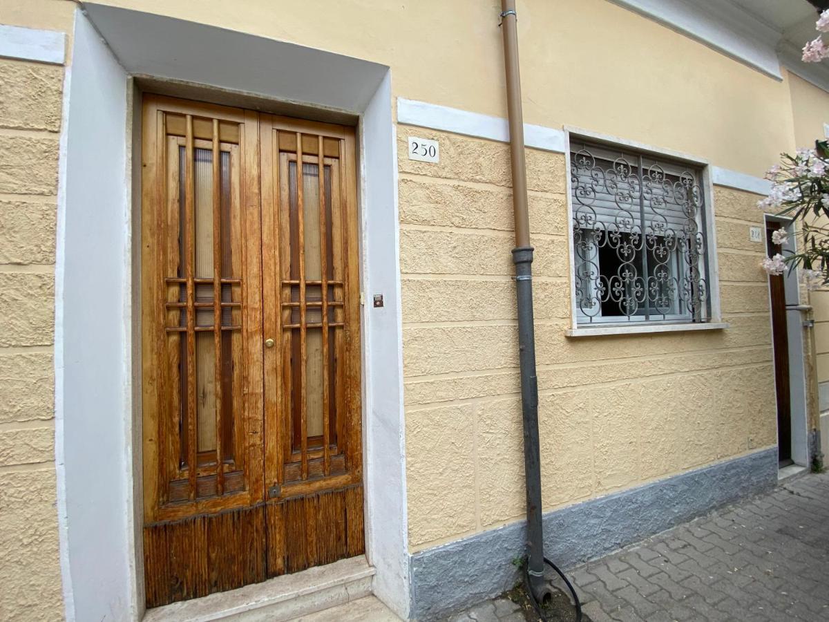 La Casa Del Pescatore Viareggio Ngoại thất bức ảnh